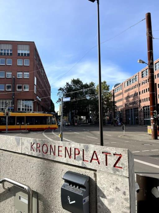 City Appartement Direkt Am Schloss! Karlsruhe Luaran gambar